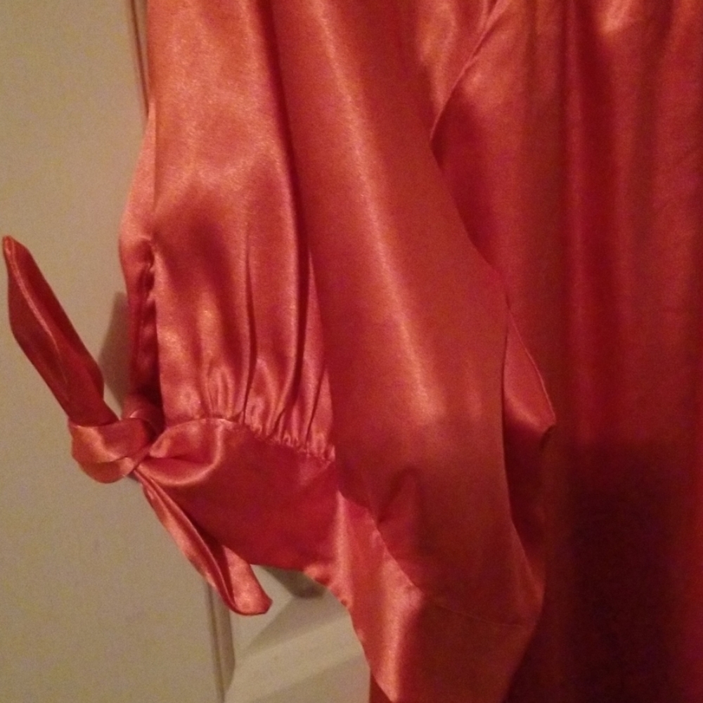Blouse - Picture 2 of 4